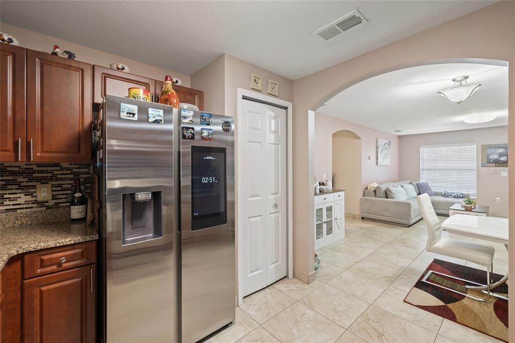 Active With Contract: $499,900 (5 beds, 3 baths, 2111 Square Feet)