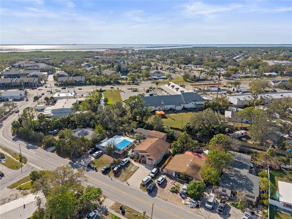 Active With Contract: $499,900 (5 beds, 3 baths, 2111 Square Feet)