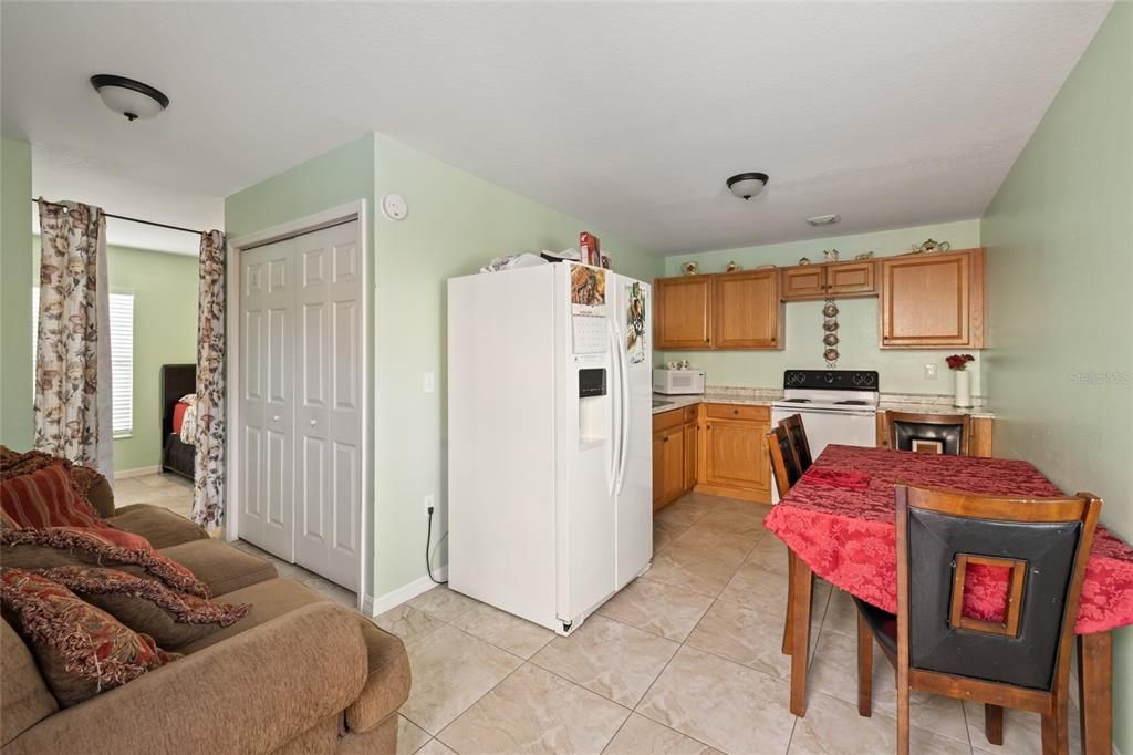 Active With Contract: $499,900 (5 beds, 3 baths, 2111 Square Feet)