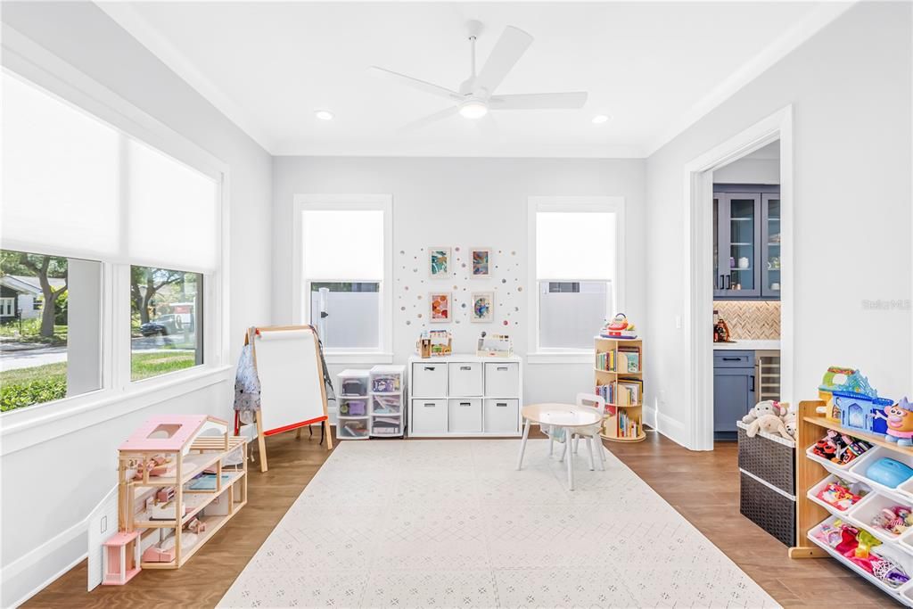 En Venta: $2,399,000 (5 camas, 4 baños, 3509 Pies cuadrados)