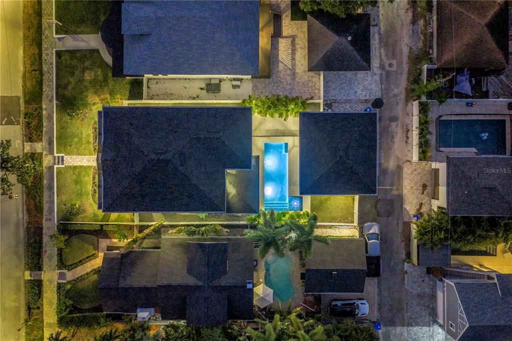En Venta: $2,399,000 (5 camas, 4 baños, 3509 Pies cuadrados)