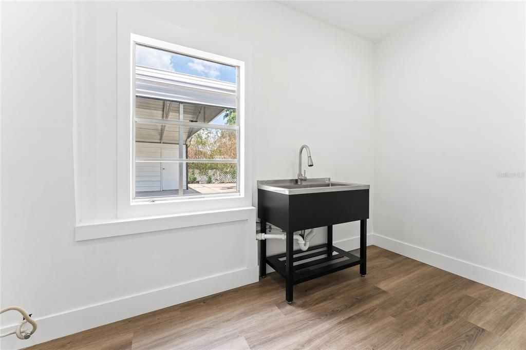 For Sale: $465,000 (4 beds, 2 baths, 2167 Square Feet)
