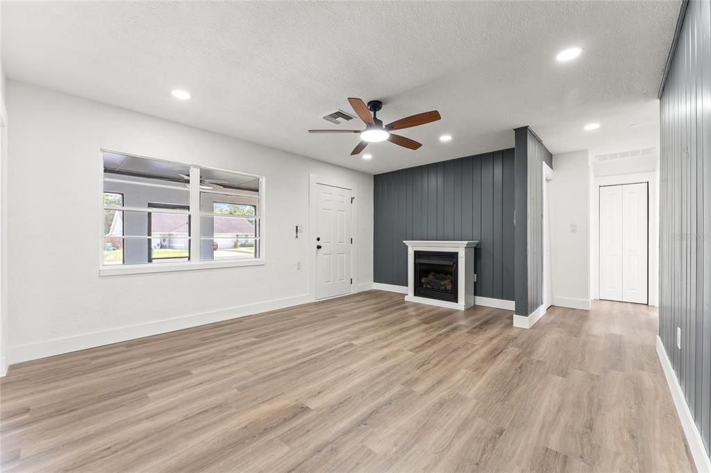For Sale: $465,000 (4 beds, 2 baths, 2167 Square Feet)
