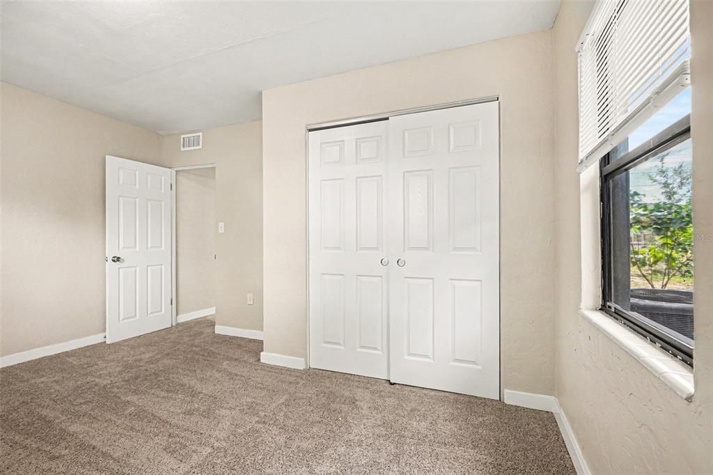 For Sale: $234,900 (3 beds, 1 baths, 1281 Square Feet)