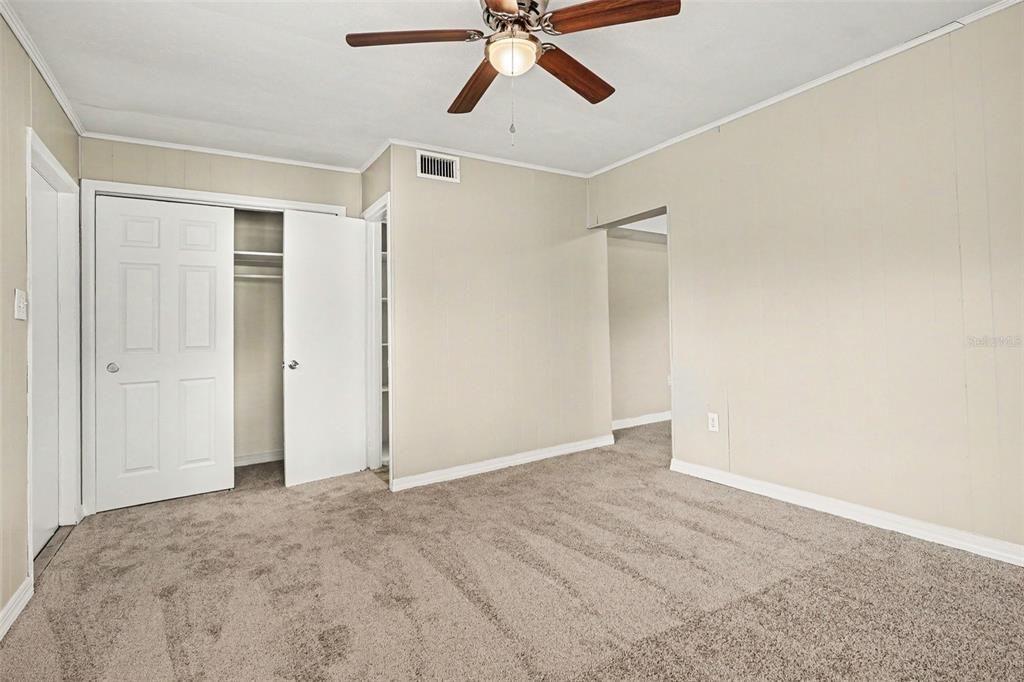 For Sale: $234,900 (3 beds, 1 baths, 1281 Square Feet)