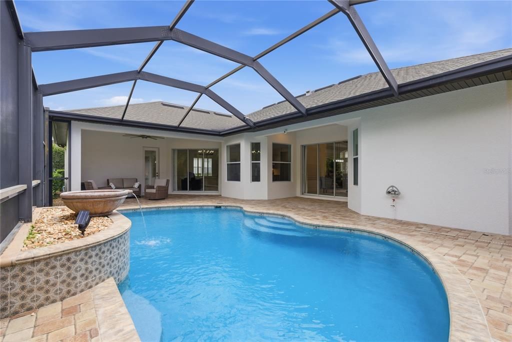 For Sale: $899,900 (4 beds, 2 baths, 2941 Square Feet)