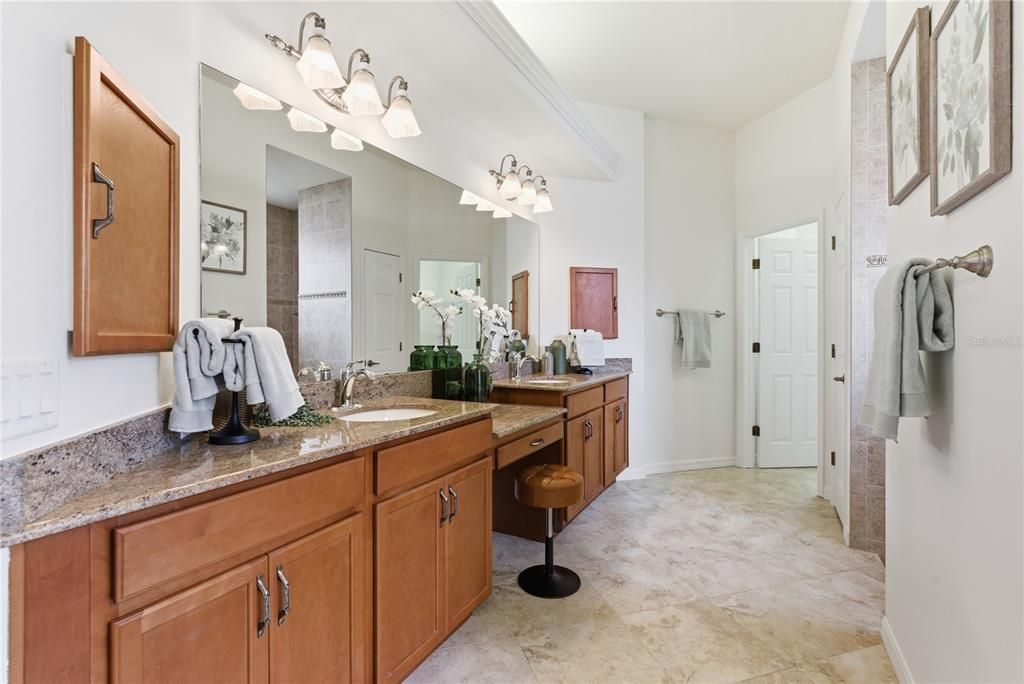 For Sale: $899,900 (4 beds, 2 baths, 2941 Square Feet)