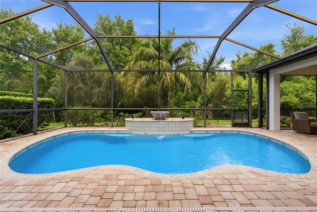 For Sale: $899,900 (4 beds, 2 baths, 2941 Square Feet)