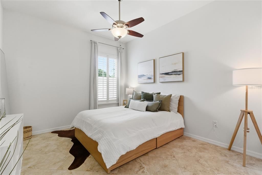 For Sale: $899,900 (4 beds, 2 baths, 2941 Square Feet)