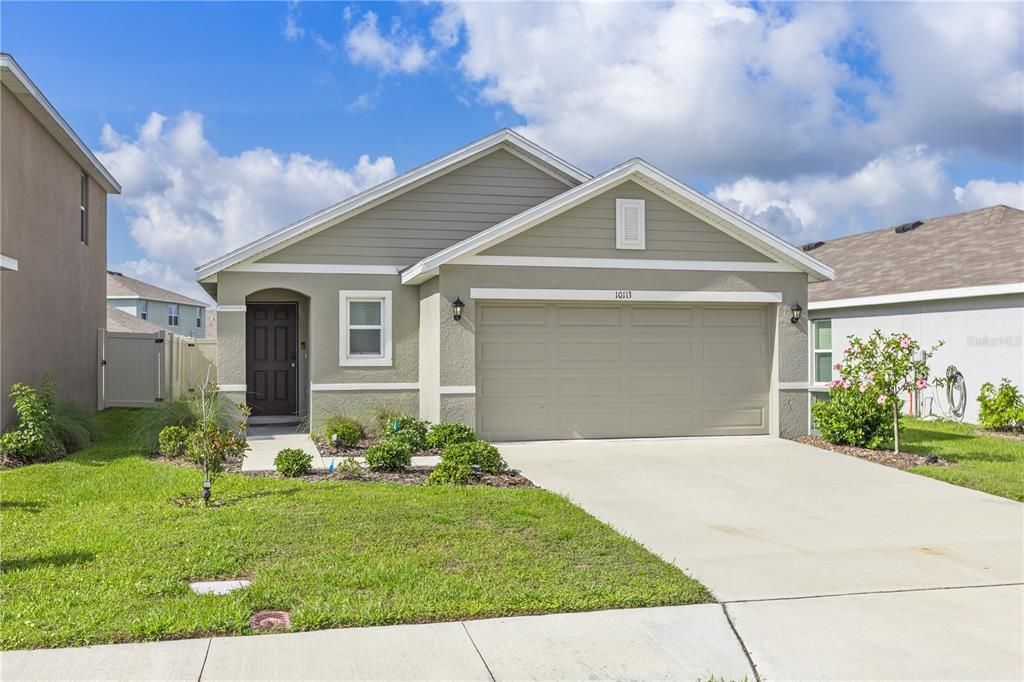 For Sale: $319,000 (3 beds, 2 baths, 1516 Square Feet)