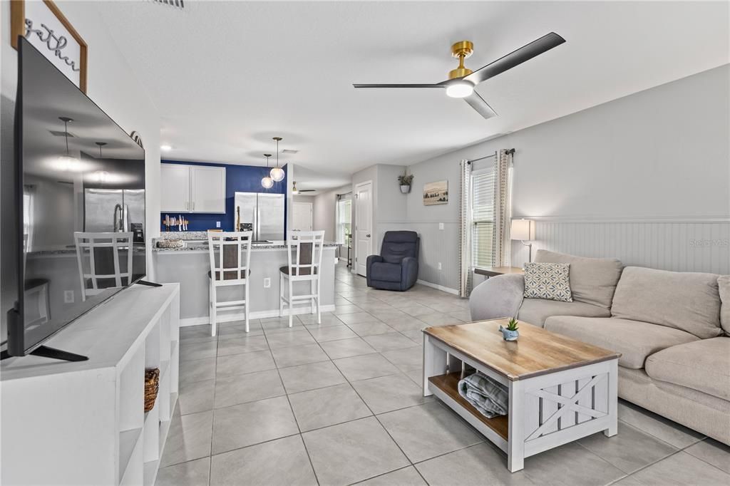 For Sale: $319,000 (3 beds, 2 baths, 1516 Square Feet)