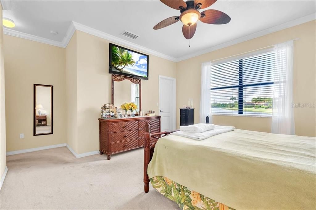 For Sale: $474,900 (3 beds, 2 baths, 1861 Square Feet)