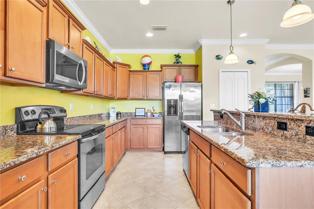 For Sale: $474,900 (3 beds, 2 baths, 1861 Square Feet)