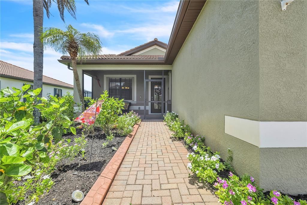 For Sale: $474,900 (3 beds, 2 baths, 1861 Square Feet)