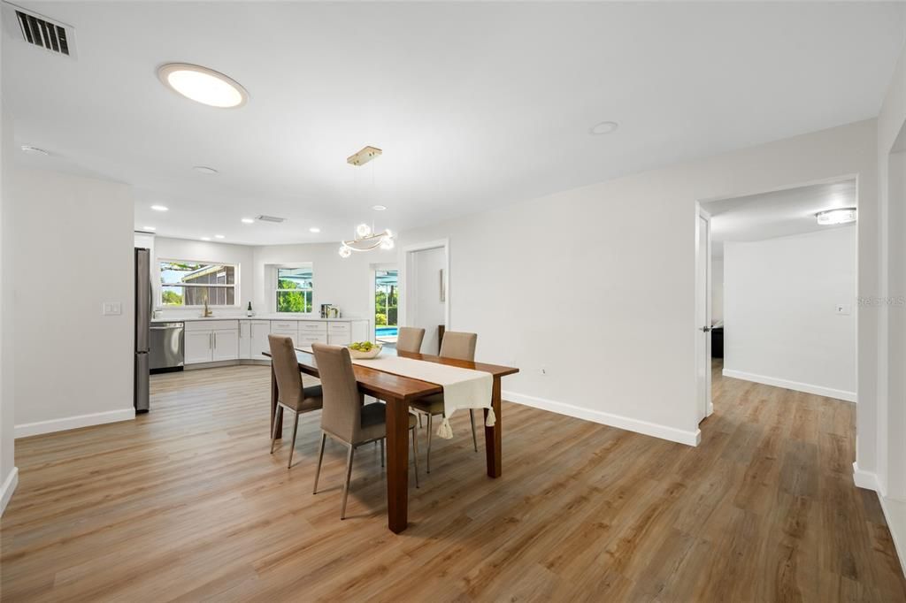 For Sale: $1,049,000 (3 beds, 2 baths, 1870 Square Feet)