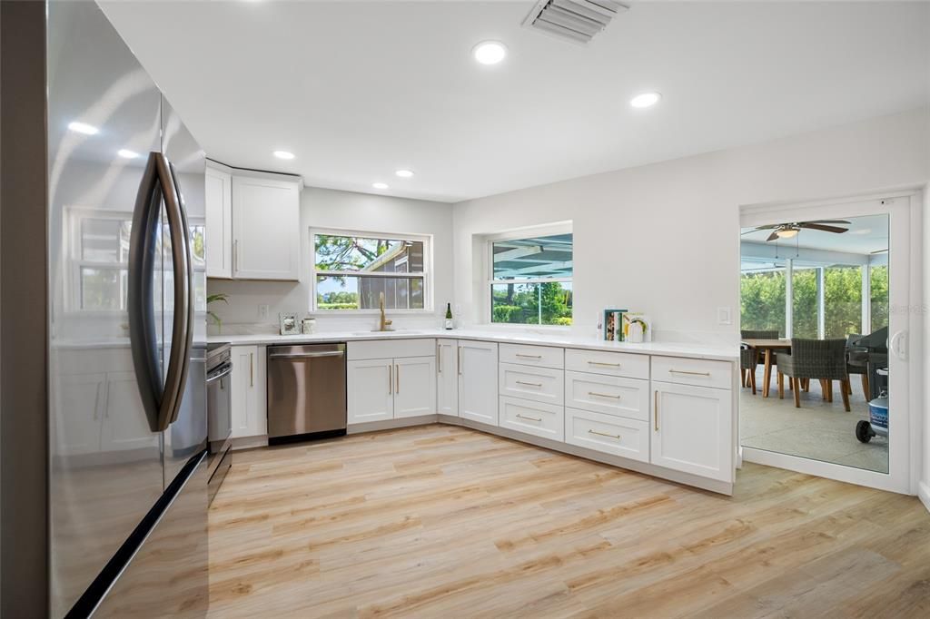 For Sale: $1,049,000 (3 beds, 2 baths, 1870 Square Feet)
