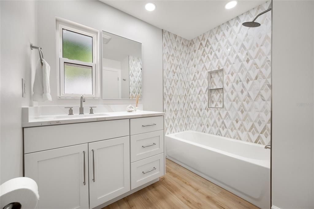 For Sale: $1,049,000 (3 beds, 2 baths, 1870 Square Feet)