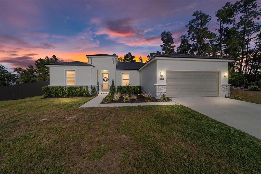 For Sale: $375,000 (4 beds, 2 baths, 1796 Square Feet)