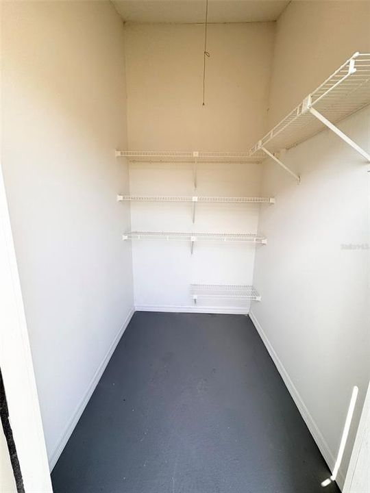 Active With Contract: $225,000 (2 beds, 2 baths, 1137 Square Feet)