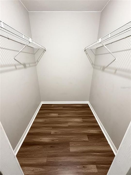 Active With Contract: $225,000 (2 beds, 2 baths, 1137 Square Feet)