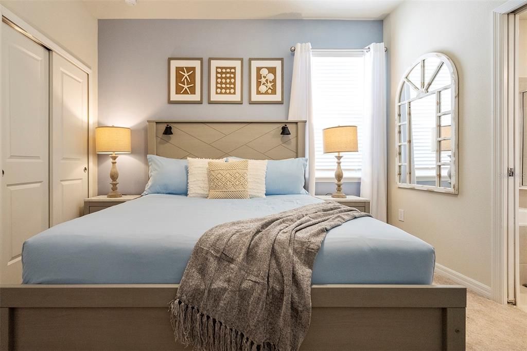 Active With Contract: $608,000 (7 beds, 5 baths, 3060 Square Feet)
