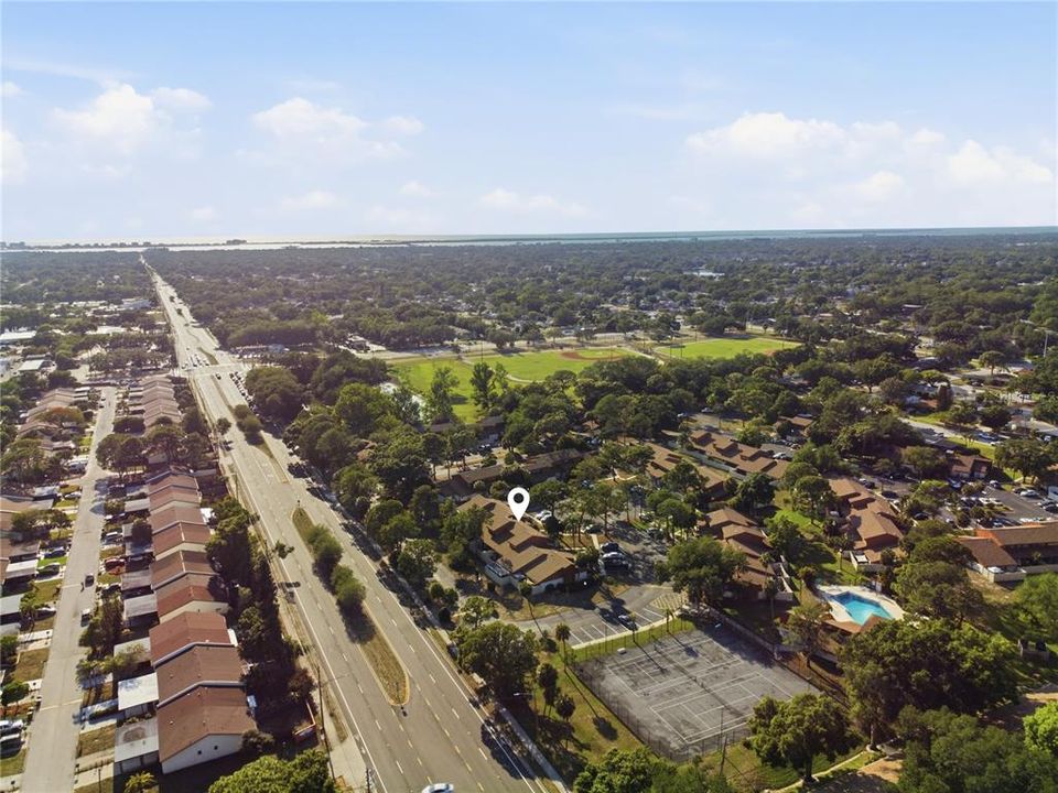 En Venta: $225,000 (3 camas, 2 baños, 1460 Pies cuadrados)