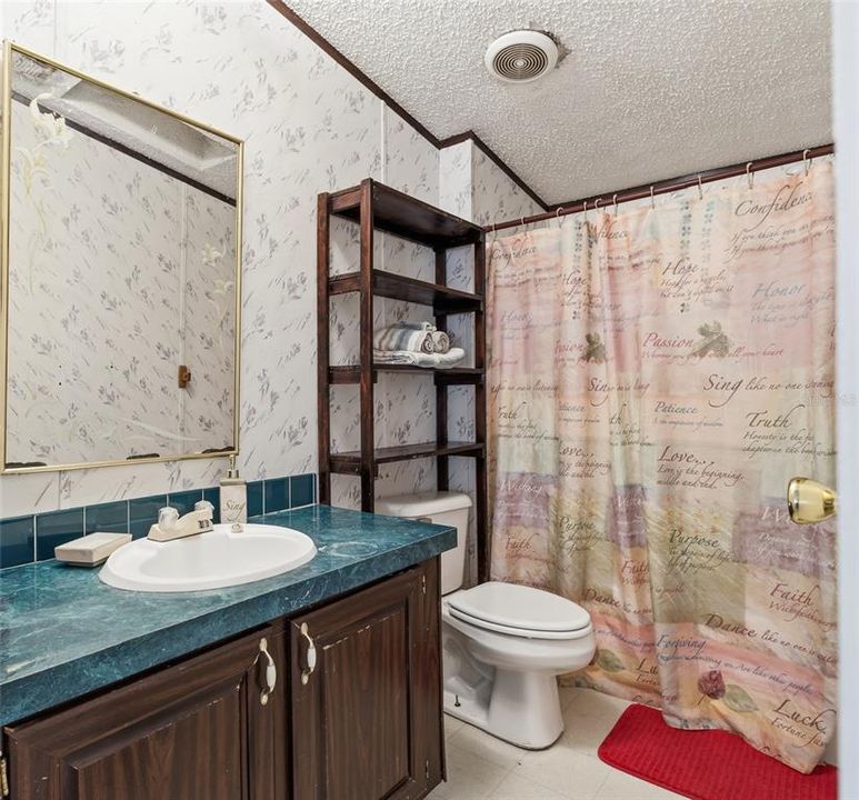 En Venta: $248,000 (3 camas, 2 baños, 1836 Pies cuadrados)