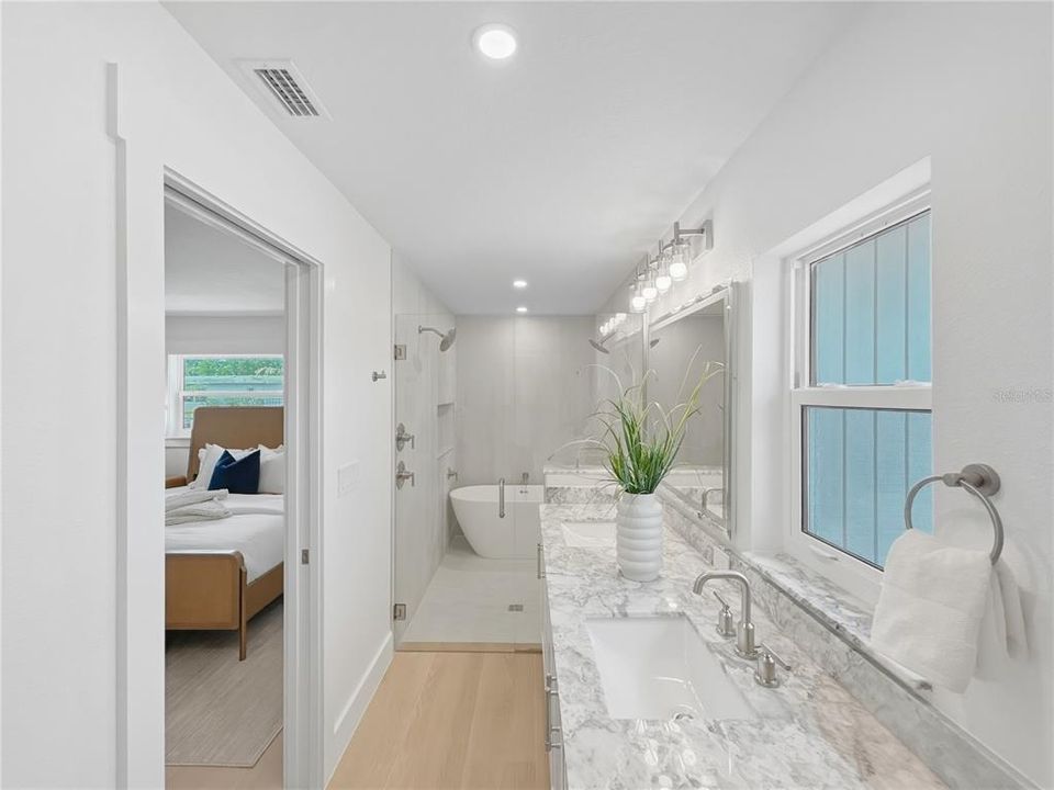 En Venta: $1,295,000 (3 camas, 2 baños, 1781 Pies cuadrados)