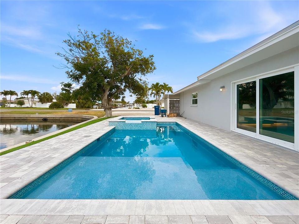En Venta: $1,295,000 (3 camas, 2 baños, 1781 Pies cuadrados)