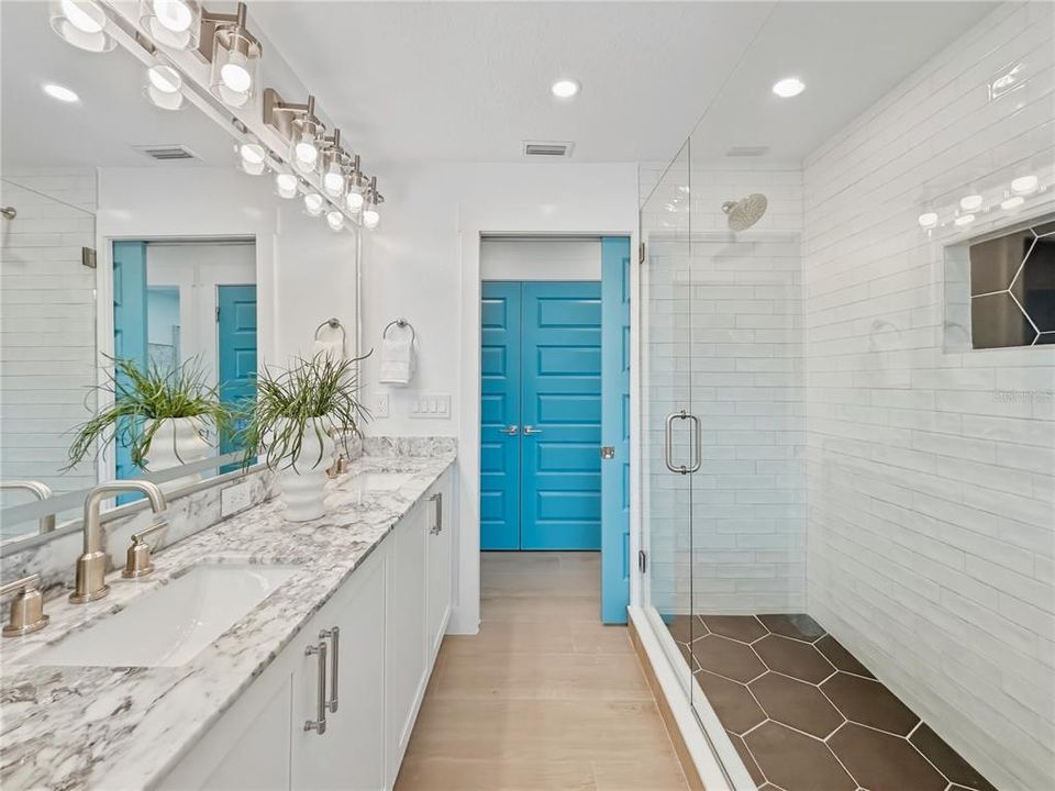 En Venta: $1,295,000 (3 camas, 2 baños, 1781 Pies cuadrados)