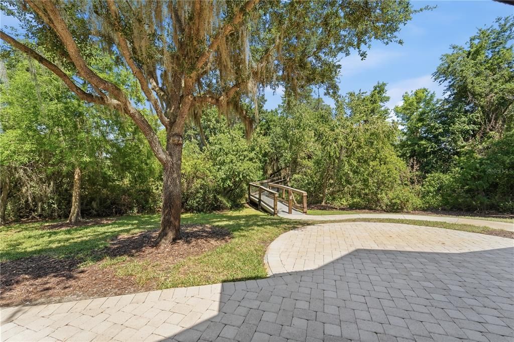 For Sale: $2,599,000 (5 beds, 6 baths, 5323 Square Feet)