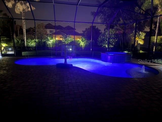 For Sale: $2,599,000 (5 beds, 6 baths, 5323 Square Feet)