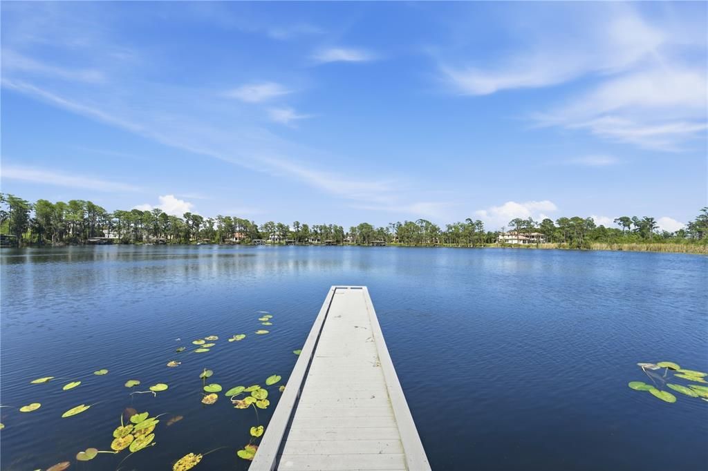For Sale: $2,599,000 (5 beds, 6 baths, 5323 Square Feet)