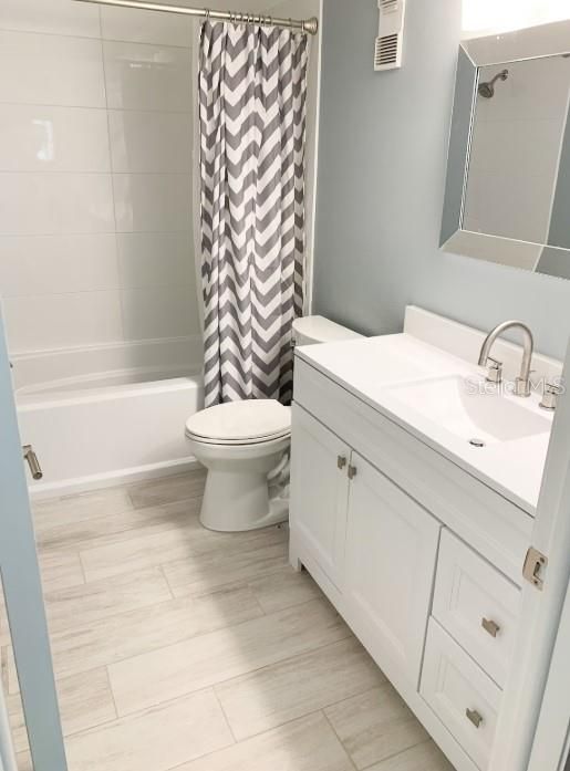 For Sale: $735,000 (2 beds, 2 baths, 1250 Square Feet)