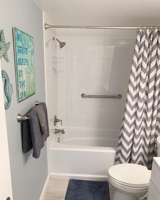 For Sale: $735,000 (2 beds, 2 baths, 1250 Square Feet)