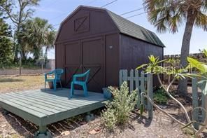 Active With Contract: $589,500 (3 beds, 2 baths, 1462 Square Feet)