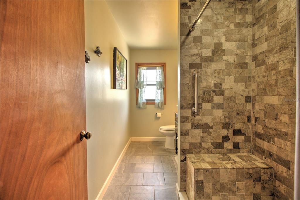 Active With Contract: $589,500 (3 beds, 2 baths, 1462 Square Feet)