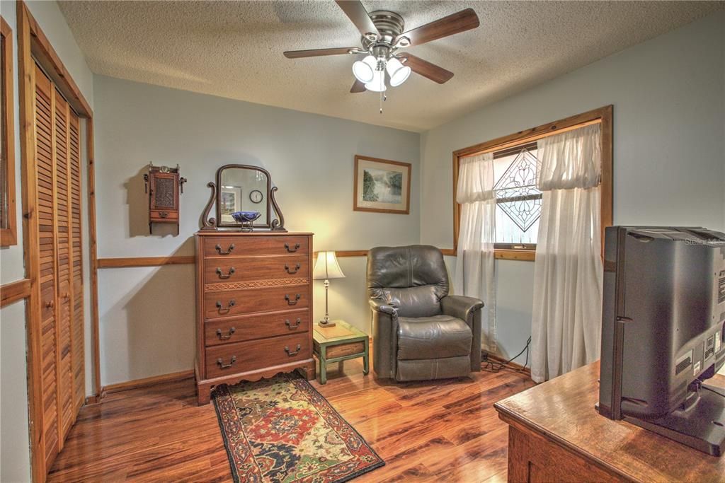 Active With Contract: $589,500 (3 beds, 2 baths, 1462 Square Feet)