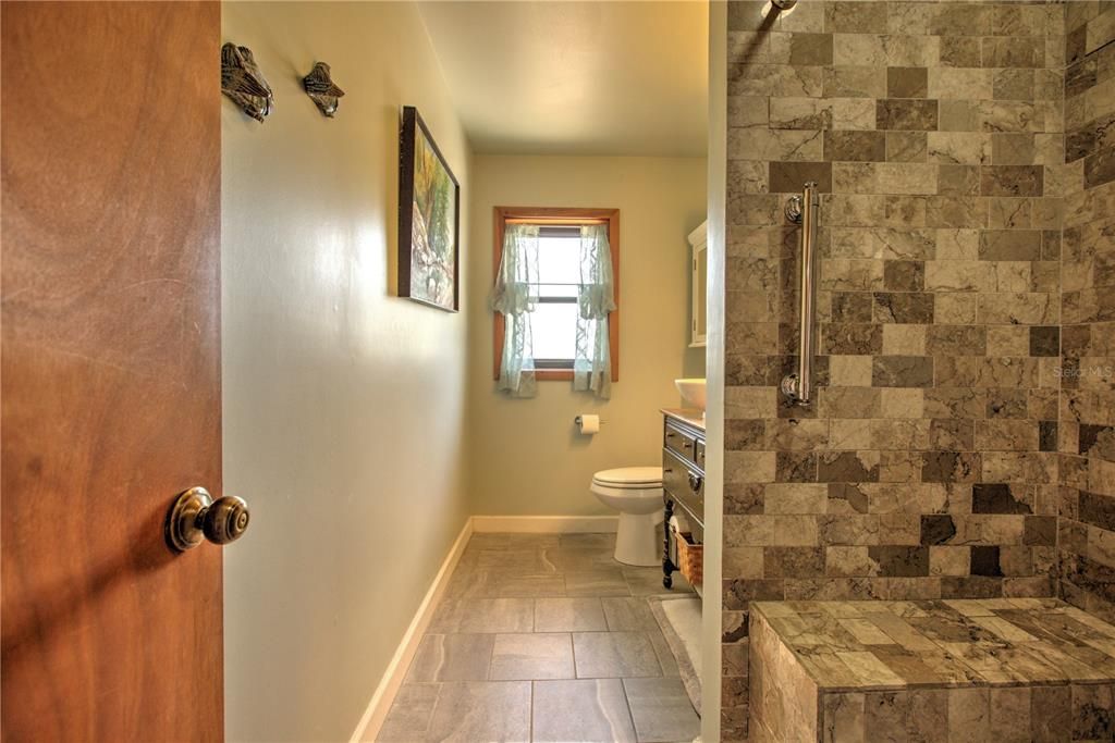 Active With Contract: $589,500 (3 beds, 2 baths, 1462 Square Feet)