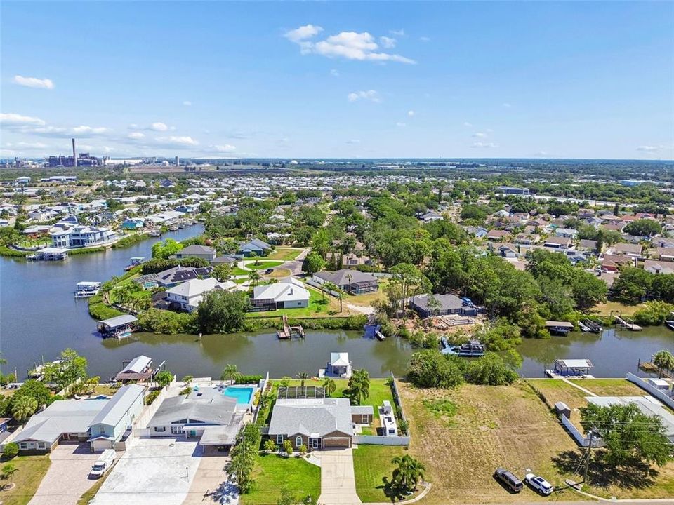 Active With Contract: $690,000 (4 beds, 2 baths, 1655 Square Feet)