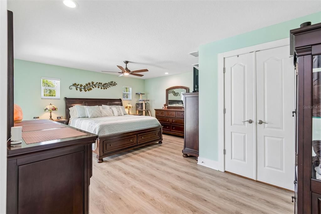 Active With Contract: $690,000 (4 beds, 2 baths, 1655 Square Feet)