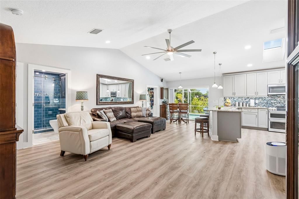 Active With Contract: $690,000 (4 beds, 2 baths, 1655 Square Feet)