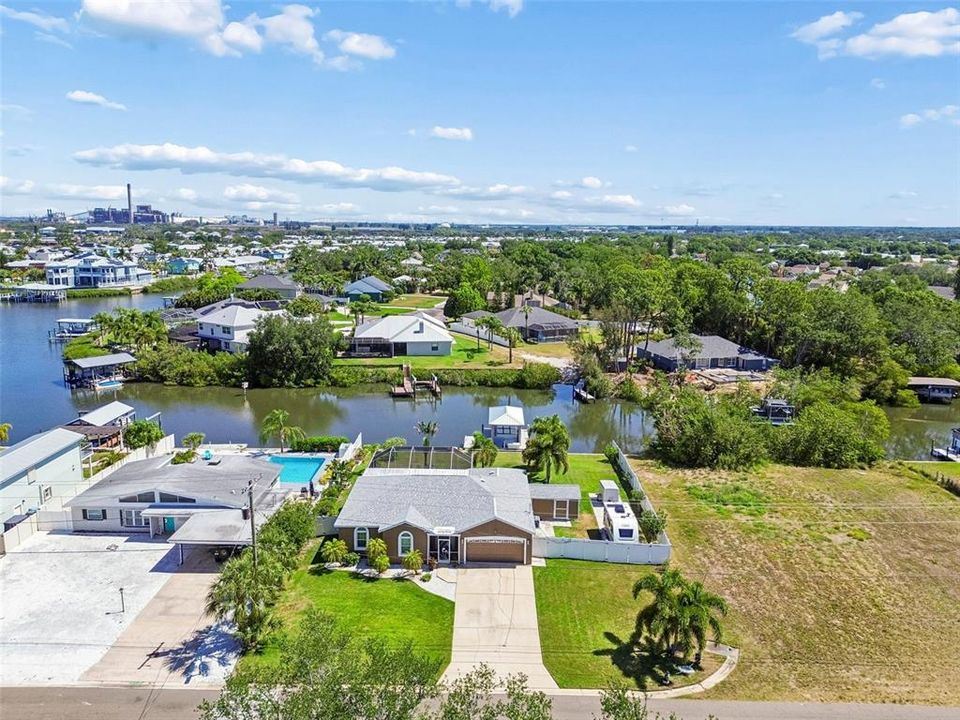 Active With Contract: $690,000 (4 beds, 2 baths, 1655 Square Feet)