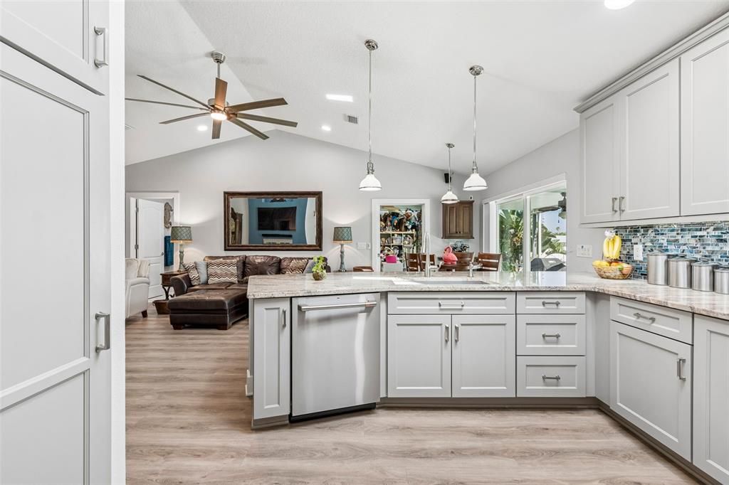 Active With Contract: $690,000 (4 beds, 2 baths, 1655 Square Feet)