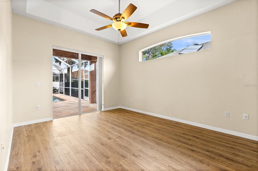 Activo con contrato: $3,500 (4 camas, 3 baños, 2650 Pies cuadrados)