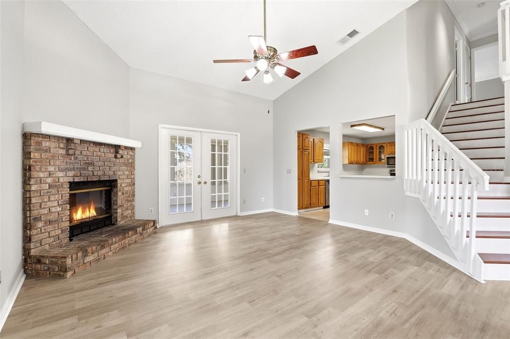 For Sale: $499,000 (4 beds, 2 baths, 2289 Square Feet)