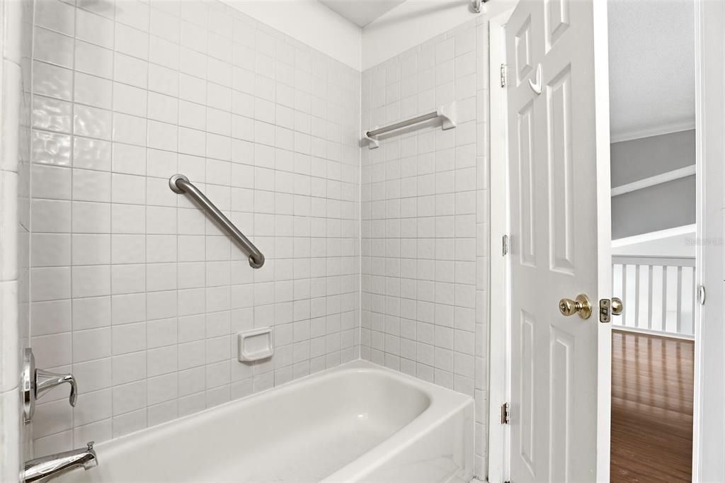 For Sale: $499,000 (4 beds, 2 baths, 2289 Square Feet)