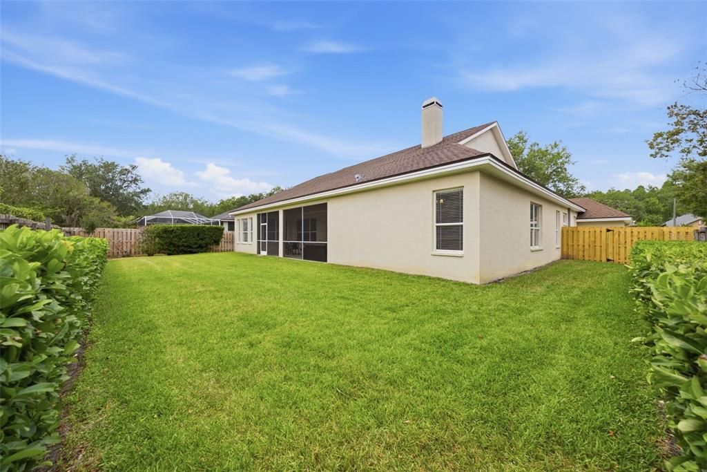 Activo con contrato: $748,000 (4 camas, 3 baños, 3122 Pies cuadrados)