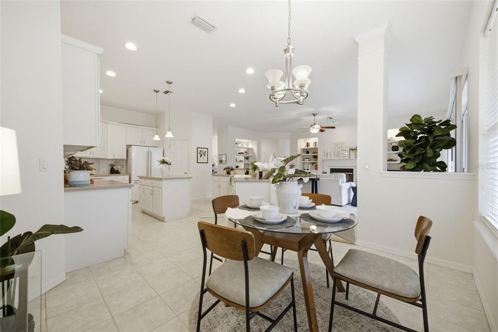 Activo con contrato: $748,000 (4 camas, 3 baños, 3122 Pies cuadrados)