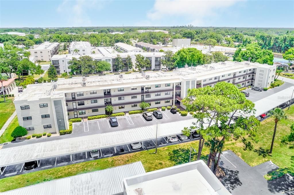 Под контрактом: $119,000 (2 спален, 2 ванн, 1135 Квадратных фут)